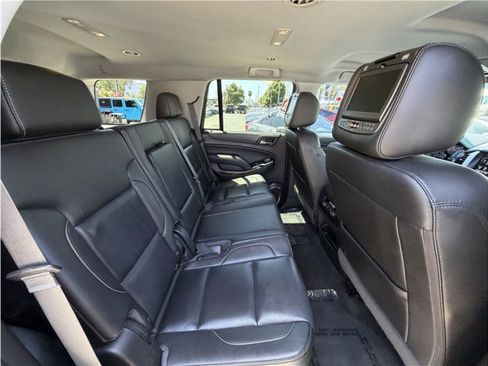 Used 2017 GMC Yukon SLT RWD image 29
