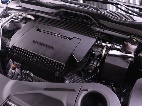 Certified 2025 Honda Pilot TrailSport image 17