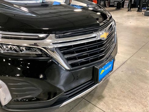 Used 2023 Chevrolet Equinox LT image 32