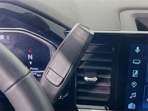 Used 2023 Chevrolet Silverado 1500 LT image 22