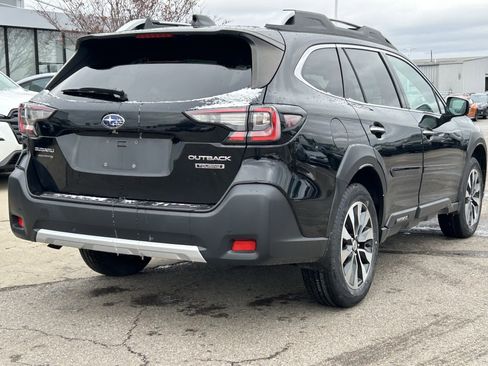 Used 2023 Subaru Outback Touring image 7