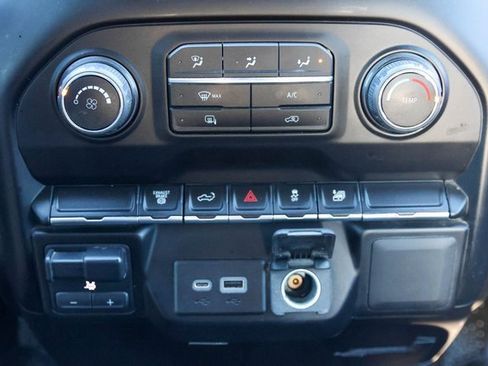 Used 2022 Chevrolet Silverado 2500 LT image 21