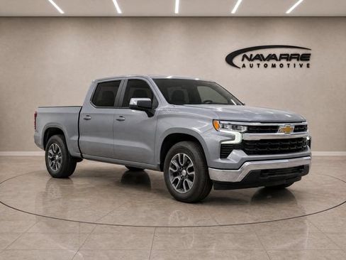 Used 2024 Chevrolet Silverado 1500 LT RWD image 9