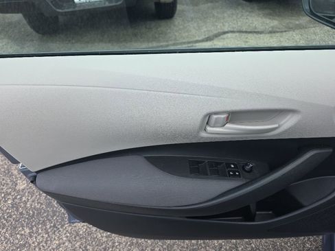 Used 2024 Toyota Corolla LE FWD image 13