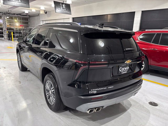 Used 2026 Chevrolet Traverse LT w/ Driver Confidence Package AWD/4WD image 6