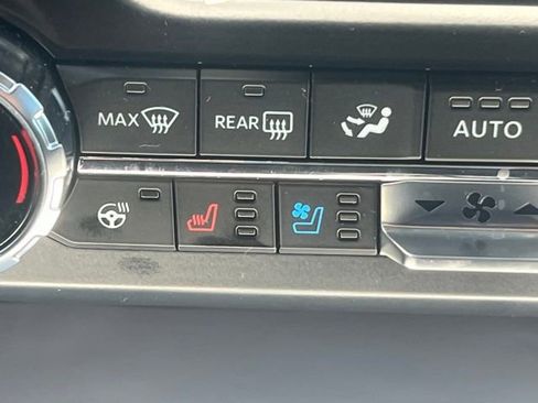 Used 2024 Ford F250 Lariat w/ Lariat Ultimate Package image 10