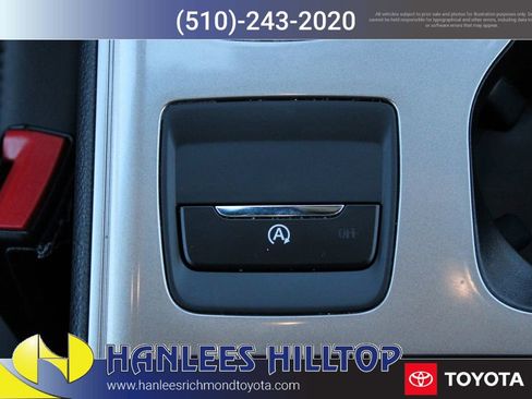 Used 2024 Ford Edge SEL image 19