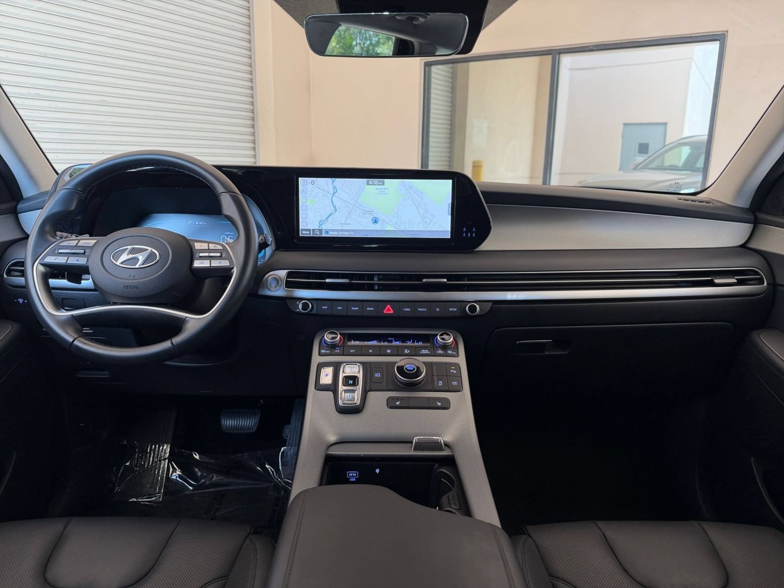 Used 2025 Hyundai Palisade SEL FWD image 31