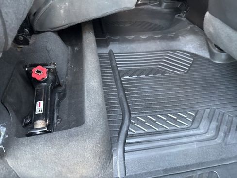 Used 2023 GMC Sierra 2500 AT4 image 22