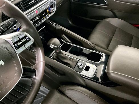 Used 2022 Kia Telluride SX image 16