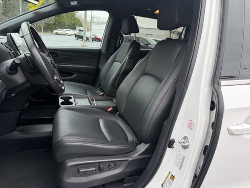 Used 2025 Honda Odyssey Sport-L image 24