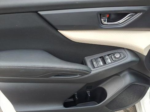 Used 2019 Subaru Ascent Premium image 18
