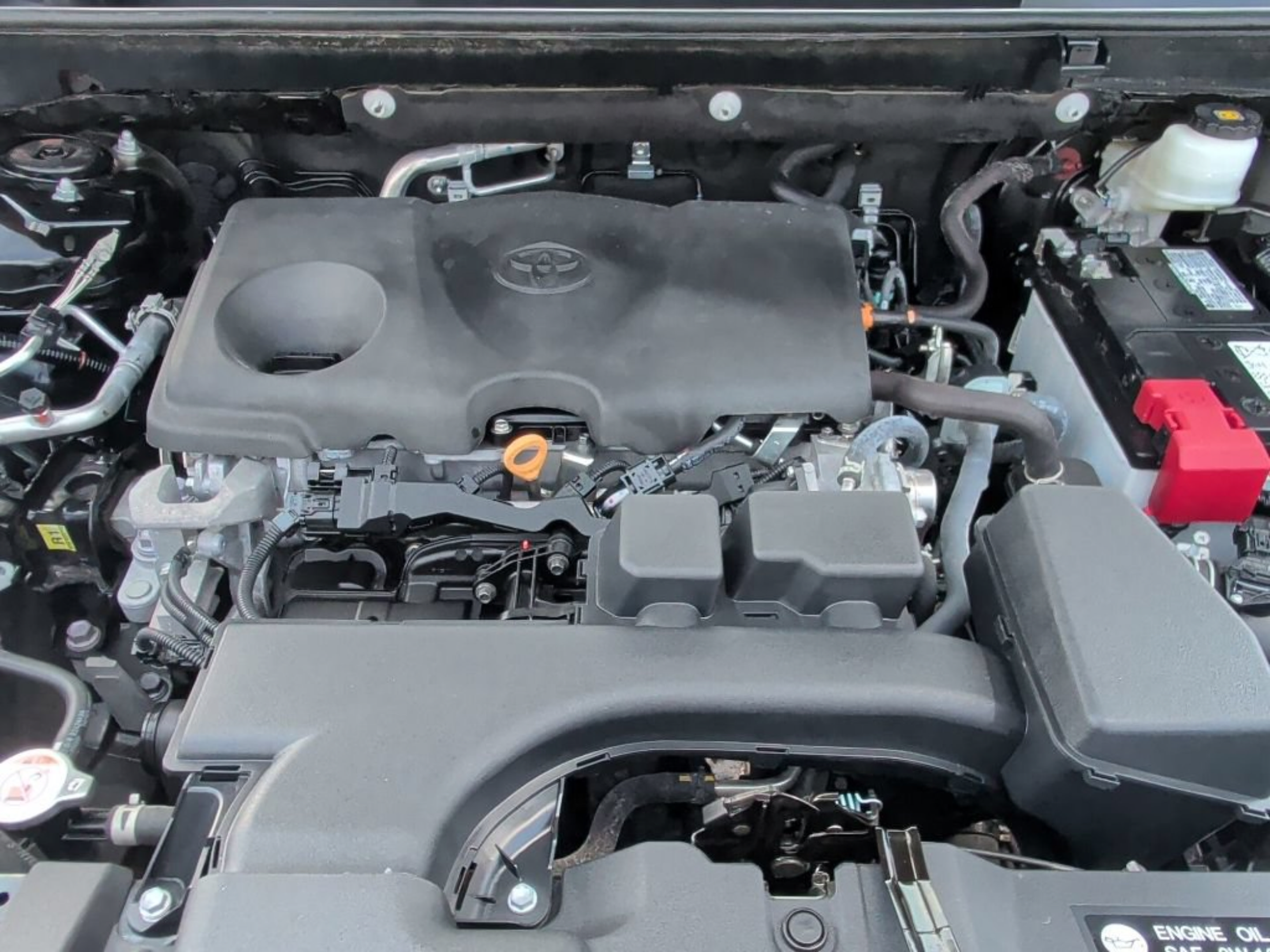 Used 2024 Toyota RAV4 XLE FWD image 12