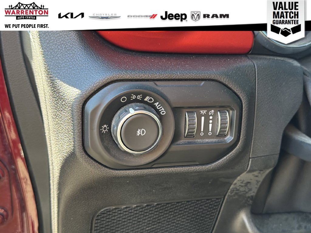 Used 2021 Jeep Wrangler Unlimited Rubicon AWD/4WD image 18