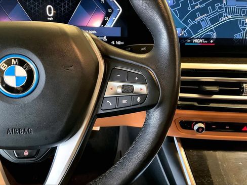 Used 2023 BMW i4 eDrive35 image 23