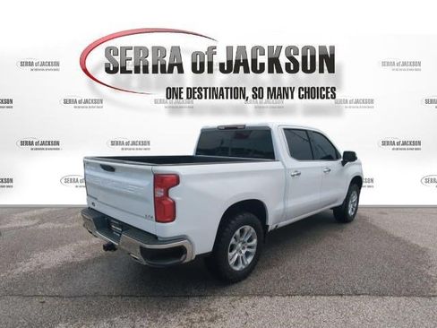 Used 2022 Chevrolet Silverado 1500 LTZ AWD/4WD image 8