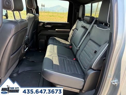 Used 2024 GMC Sierra 2500 AT4X AWD/4WD image 30