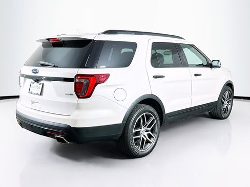Used 2017 Ford Explorer Sport w/ Equipment Group 401A AWD/4WD image 9