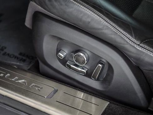 Used 2019 Jaguar XJ R-Sport image 38