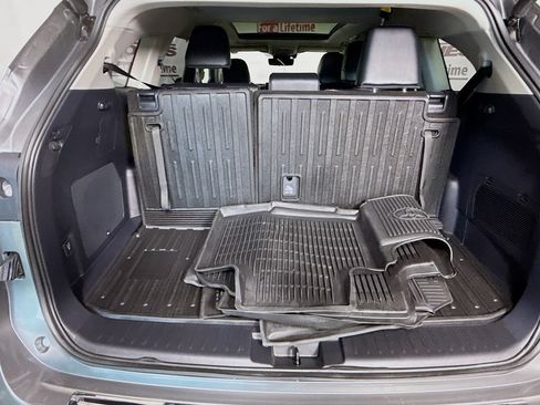 Used 2026 Toyota Highlander Platinum AWD/4WD image 30