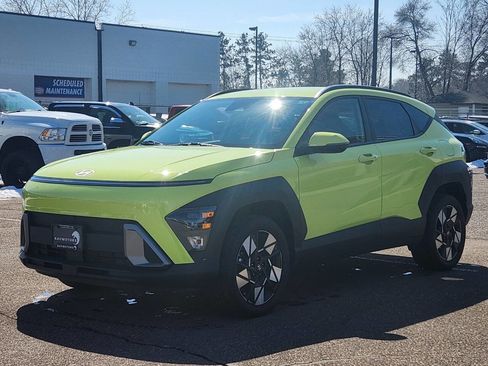 Used 2024 Hyundai Kona SEL image 6