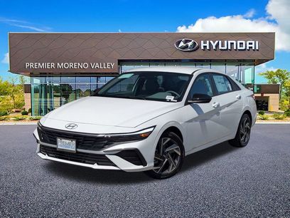 New 2025 Hyundai Elantra SEL