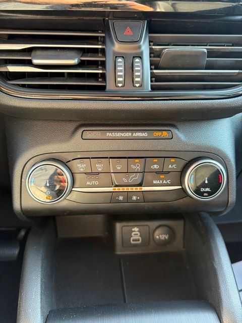 Used 2025 Ford Escape ST-Line FWD image 11