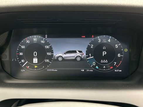 Used 2025 Land Rover Discovery Sport Dynamic SE image 12