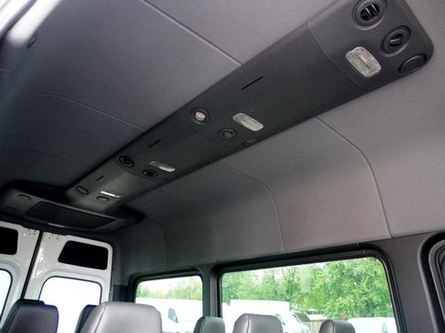 Used 2025 Mercedes-Benz Sprinter 2500 image 22