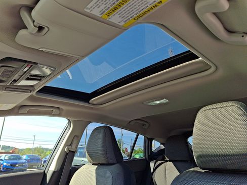 Certified 2024 Subaru Crosstrek 2.0i Premium AWD/4WD image 14