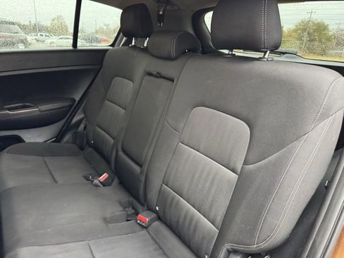 Used 2021 Kia Sportage LX image 13