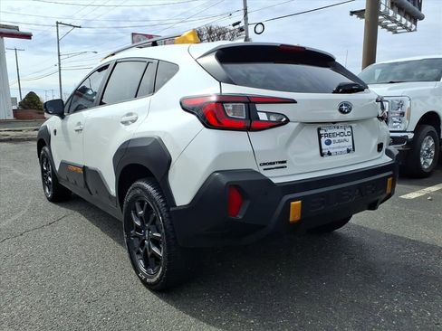 Used 2024 Subaru Crosstrek 2.5i Wilderness AWD/4WD image 21