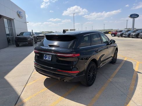 Used 2022 Lincoln Corsair Reserve w/ Equipment Group 201A AWD/4WD image 7
