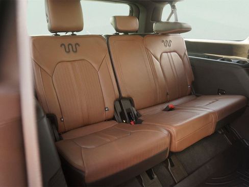 Used 2022 Ford Expedition Max King Ranch AWD/4WD image 16