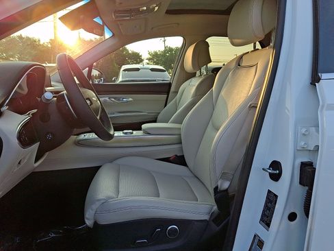 Certified 2024 Genesis GV70 2.5T w/ Select Package AWD/4WD image 14