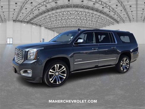 Used 2019 GMC Yukon XL Denali w/ Denali Ultimate Package image 3
