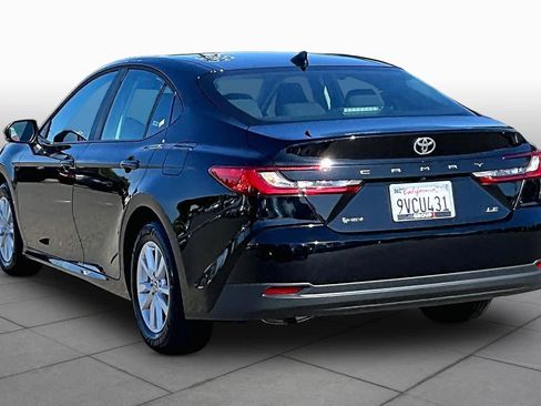 Used 2026 Toyota Camry LE FWD image 11
