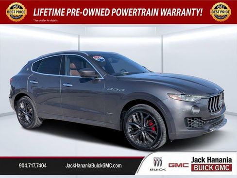 Used 2018 Maserati Levante GranLusso AWD/4WD image 1