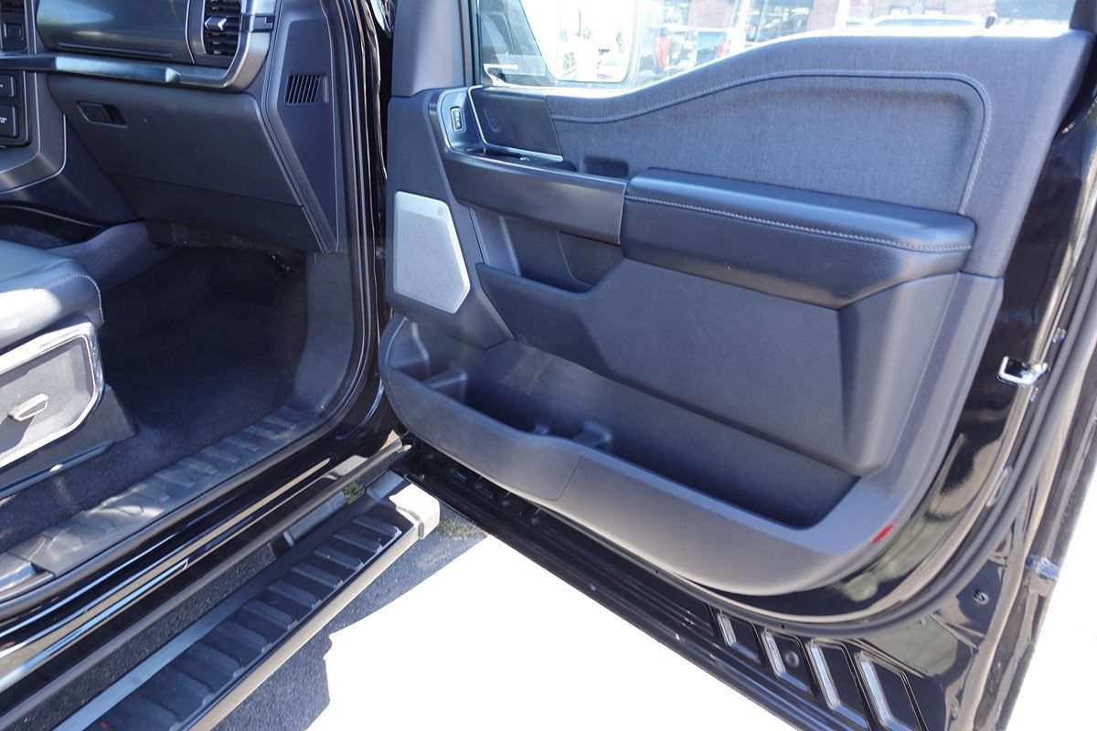Used 2024 Ford F150 Lariat w/ Equipment Group 502A High AWD/4WD image 31