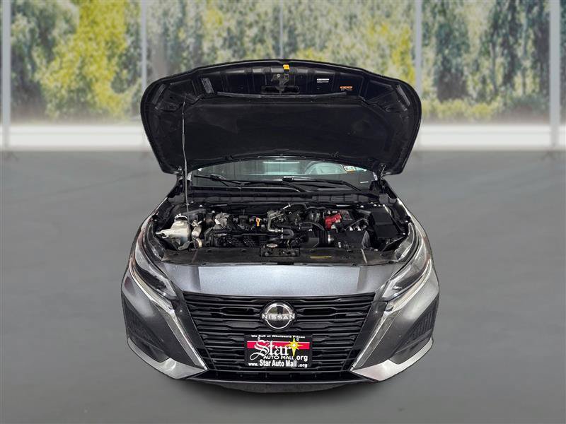 Used 2023 Nissan Altima 2.5 SV w/ SV Premium Package AWD/4WD image 11