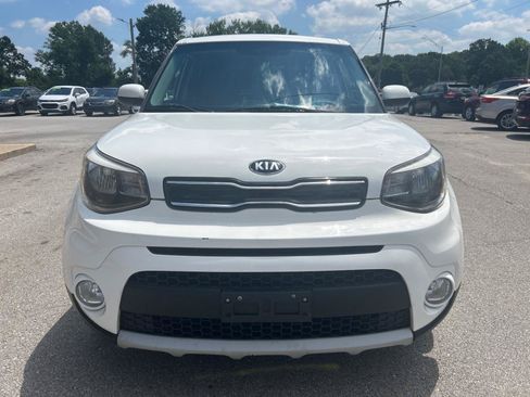 Used 2019 Kia Soul + FWD image 2