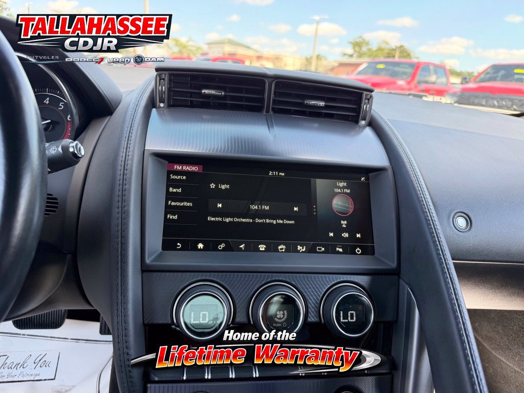 Used 2020 Jaguar F-TYPE Coupe RWD image 29