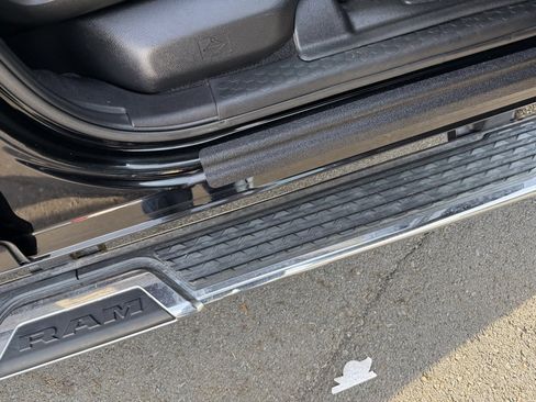 Used 2019 RAM 2500 Big Horn image 31