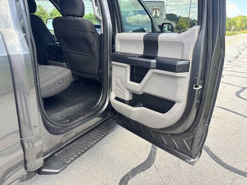 Used 2017 Ford F150 XL w/ Equipment Group 101A Mid AWD/4WD image 16