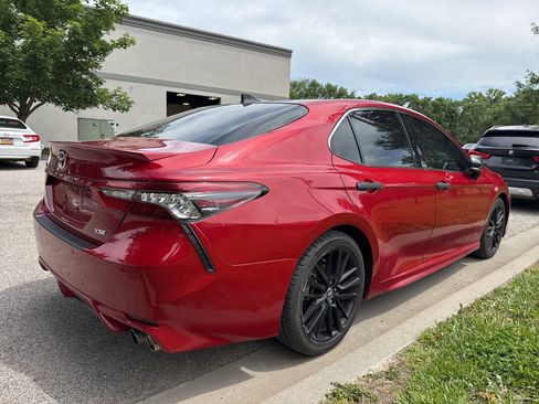 Used 2021 Toyota Camry XSE w/ Navigation Package FWD image 5