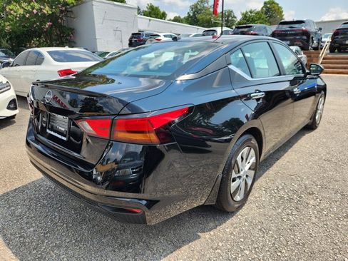 Certified 2025 Nissan Altima 2.5 S FWD image 4
