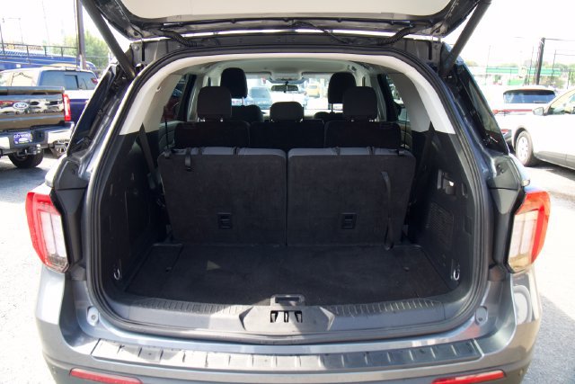 Certified 2025 Ford Explorer Active AWD/4WD image 30