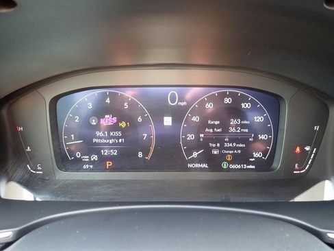 Used 2023 Honda Civic Touring image 30