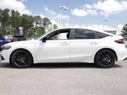 Used 2024 Honda Civic Sport image 2