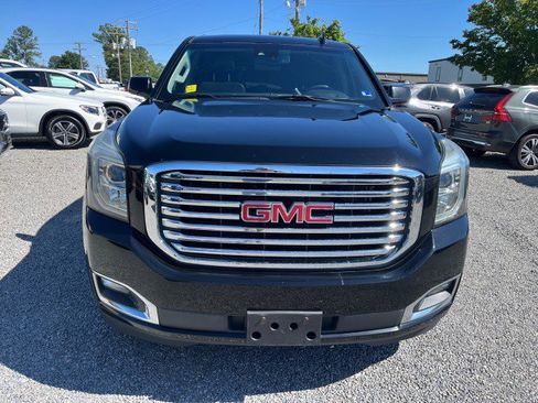 Used 2017 GMC Yukon SLT w/ Open Road Package AWD/4WD image 3